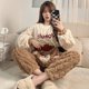 thumbnail image 1 of Conjuntos de Pijamas gruesos de invierno para mujer, ropa de dormir suave y cálida para niñas coreanas, Pijamas bonitos de oso de dibujos animados, pantalones de manga larga, 1 of 4