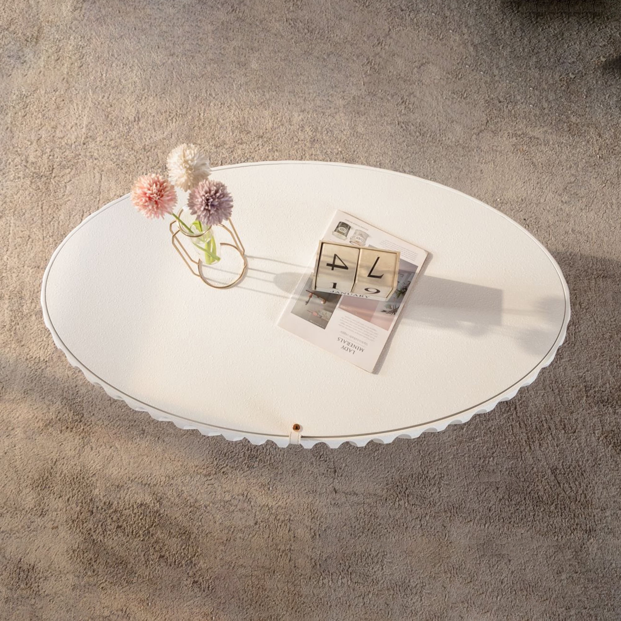 Leumius Coffee Table Fluted Storage Table with Lift-Off Lid, Sleek Texture Olive-Shaped Tea Table for Living Room Apartment White