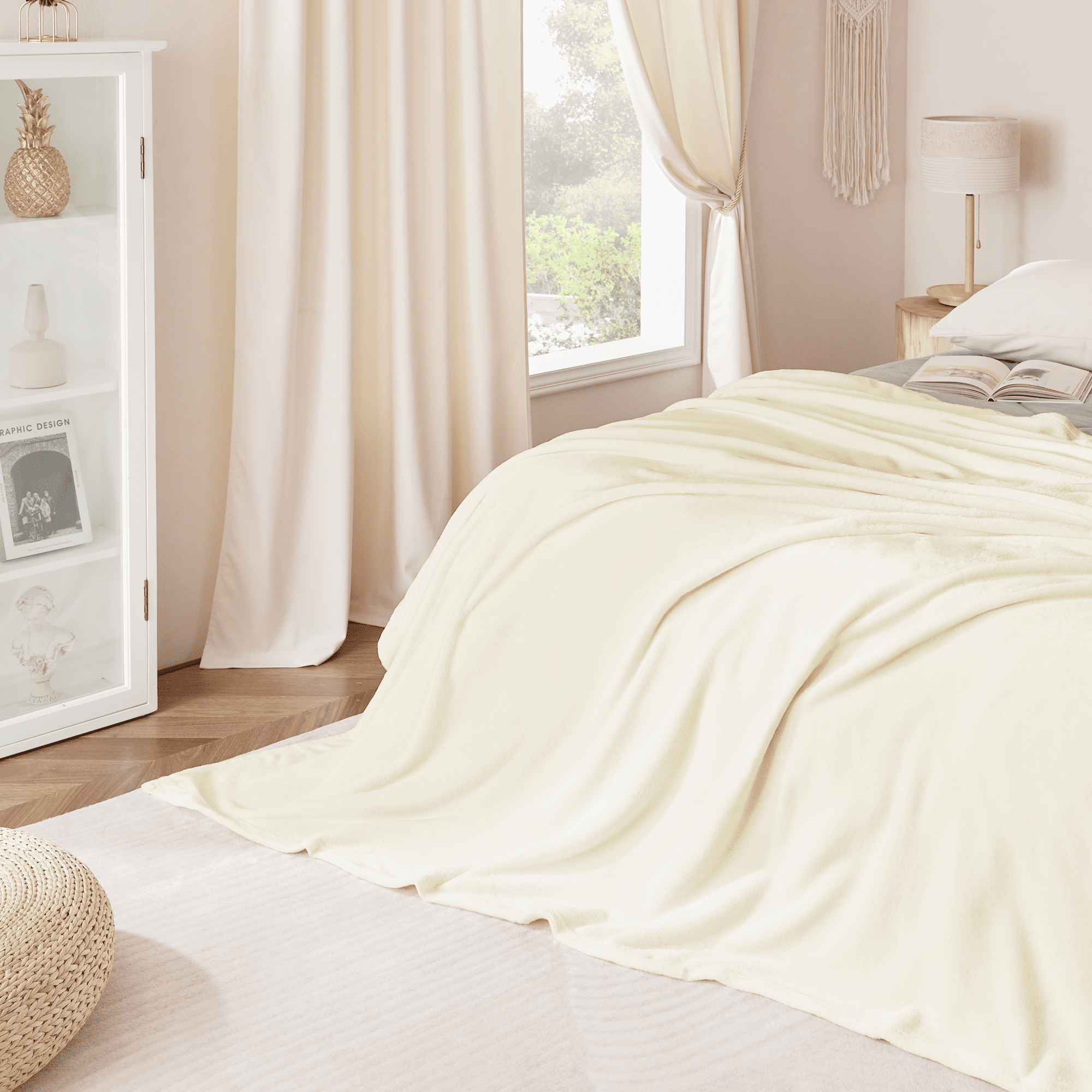 NICETOWN Flannel Bed Blanket Fleece King Size All Season Lightweight Plush Cozy Super Soft Luxury Couch Sofa Blanket for Bedroom/Gift, Beige, 70"x78"