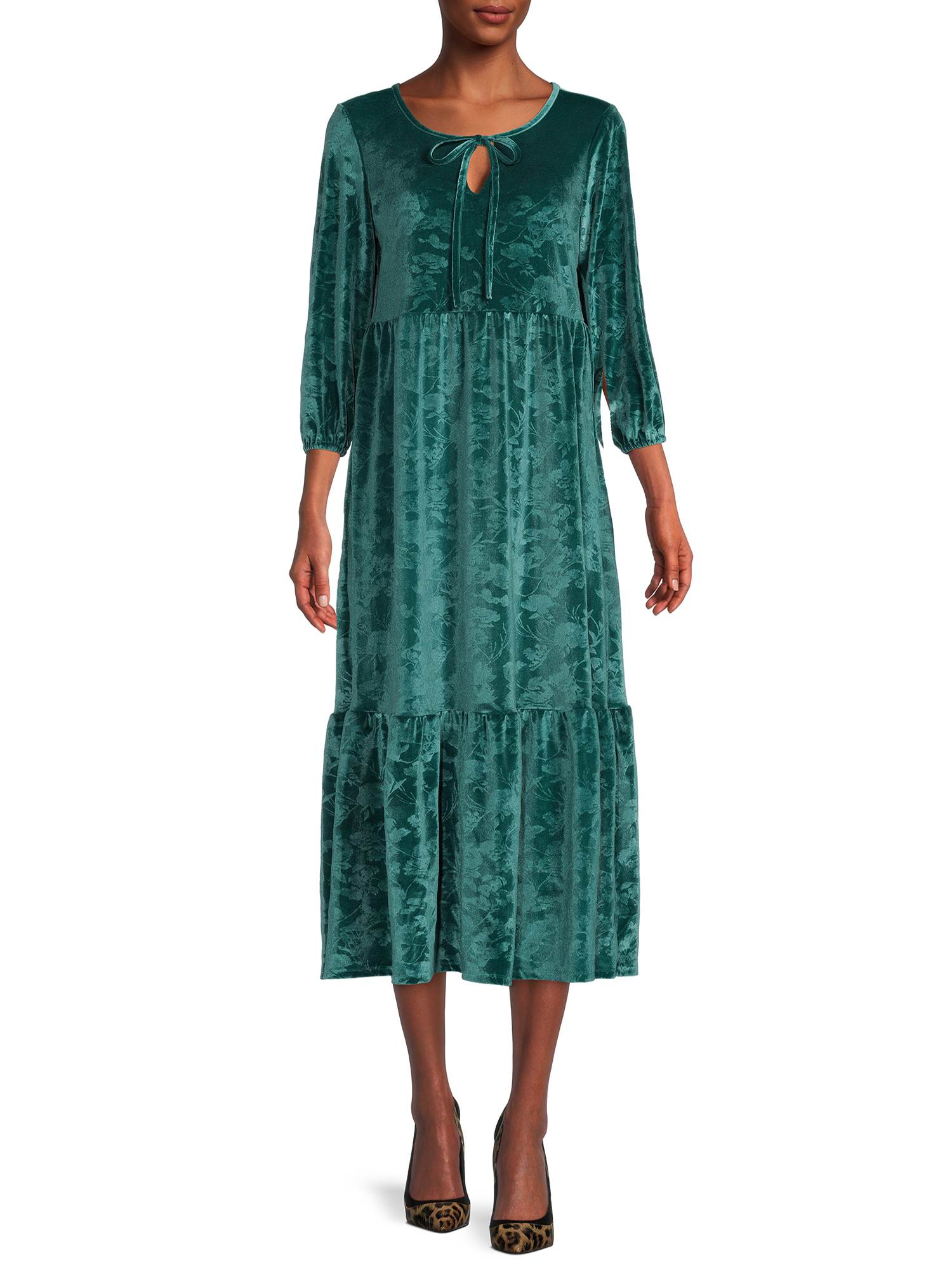 The Pioneer Woman Velvet Knit Dress, Sizes XS-XXXL, Women's - image 3 of 9
