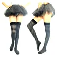 thumbnail image 1 of Media Calceta Over Knee Rayada Lolita Halloween Gris Blanco, 1 of 1