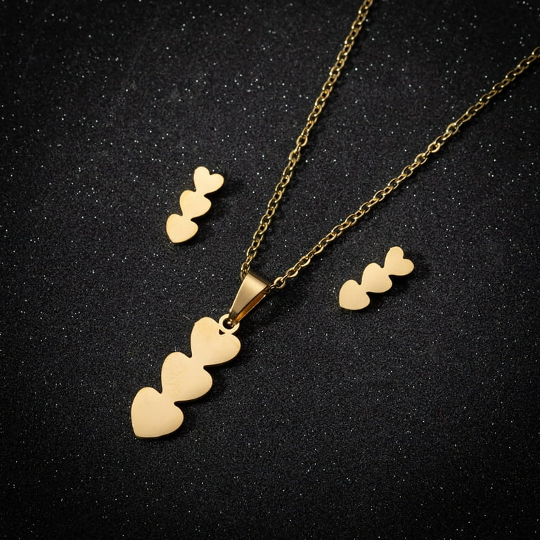 Walmart valentine hotsell necklaces