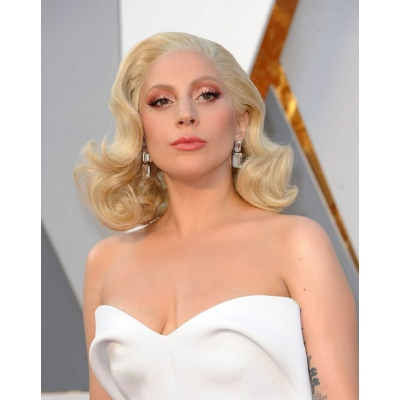 Lady Gaga At Arrivals For The 88Th Academy Awards Oscars 2016 - Arrivals 2 Photo Print (8 x 10)