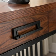 طاولة وحدة تحكم Leick Home Ironcraft ذات درجين بلمسة نهائية من خشب البلوط