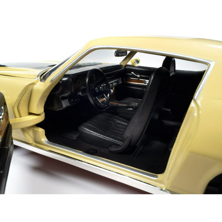 1972 Chevrolet Camaro RS Z28 Cream Yellow with Black Stripes