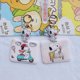 thumbnail image 5 of Llavero con colgante para tarjetas, funda protectora antipérdida, diseño de dibujos animados, de Snoopy, Charlie Brown y Peanuts, 5 of 5