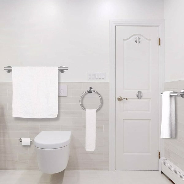 Bathroom Hardware and Bathroom Accessories, Is There a Difference?