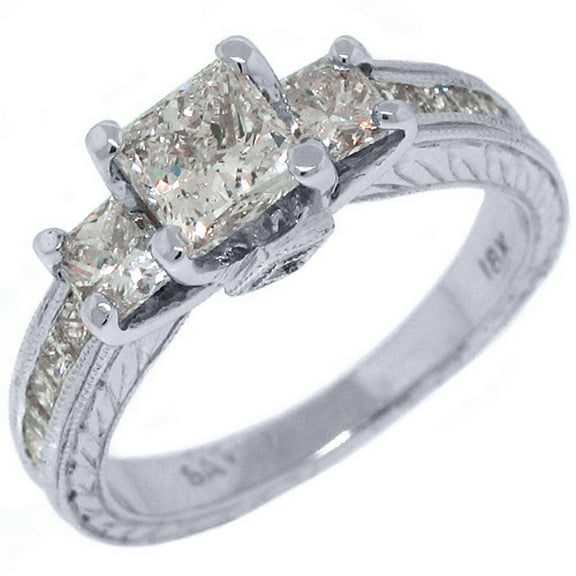 18k White Gold 2.29 Carats Princess Cut Past Present Future 3 Stone Diamond Ring