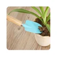 thumbnail image 4 of Herramientas de jardinería de color caramelo para niños, mini paleta de metal con mango de madera, rastrillo y pala para jardinería, 3 piezas (color: como se muestra, tamaño: talla única), 4 of 5