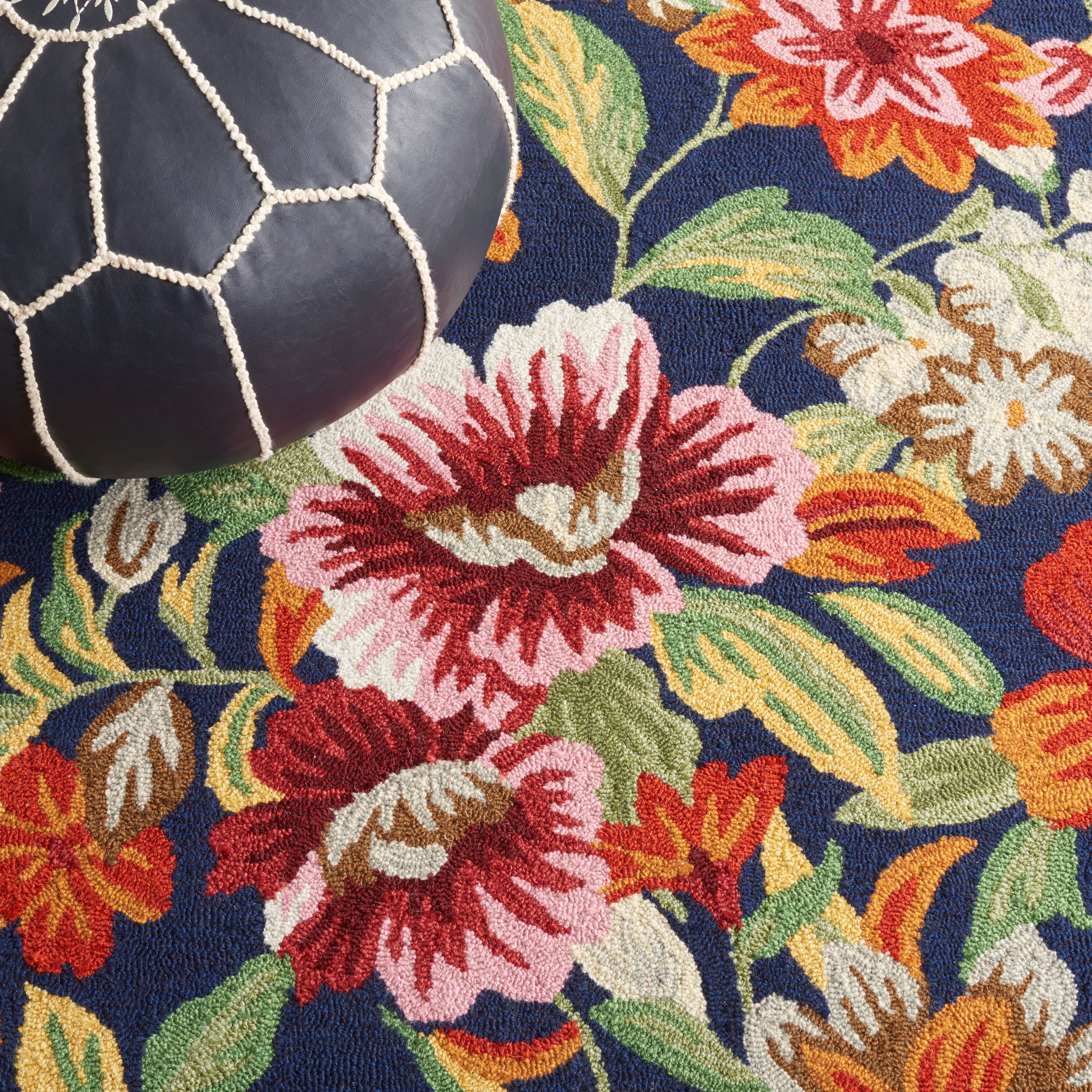 Safavieh Easy Care Daragh Floral Area Rug, Navy/Red, 8' x 10'