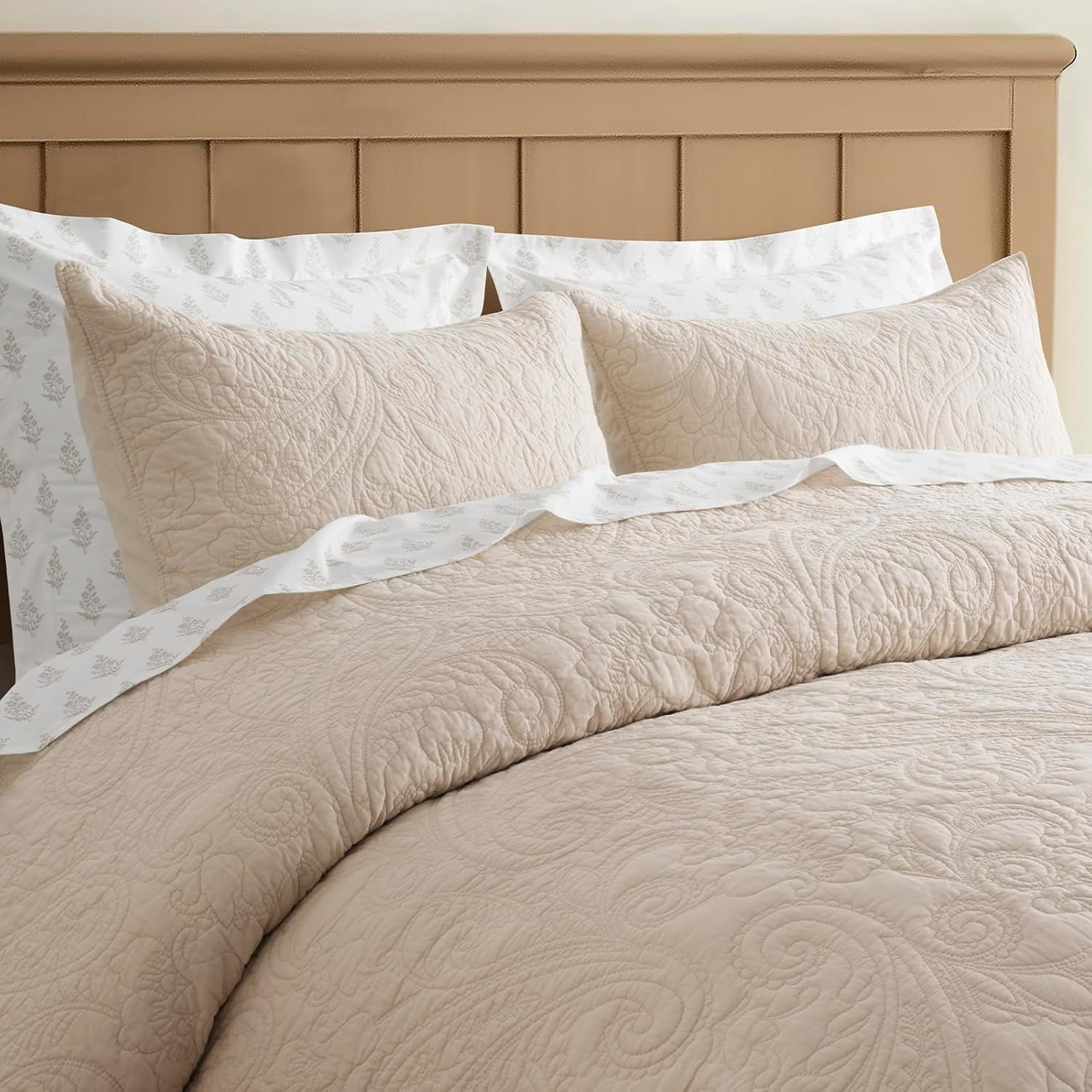 EVERGRACE 100% Cotton Paisley Quilt Set, Queen Size 3 Piece Set – Prewashed Lightweight Bedspread with 2 Shams, Soft & Breathable Matelasse Coverlet for All-Season Comfort, Flax Beige