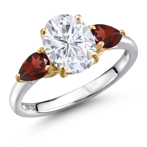Gem Stone King 925 Silver and 10K Yellow Gold White Moissanite and Red Garnet Engagement Ring for Women | 3.08 Cttw | Oval 9X7MM | Gemstone Birthstone | Size 6