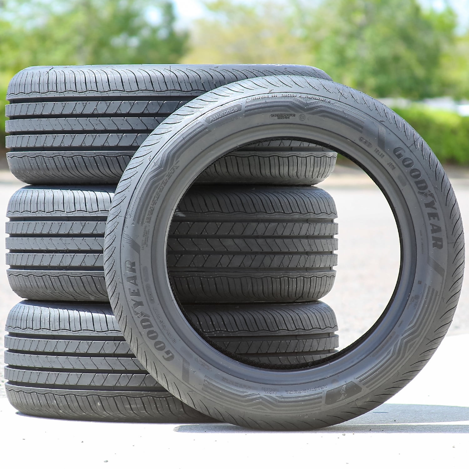 Goodyear MaxGuard 215/55R17 - Tires for auto repair shops