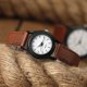 thumbnail image 3 of Pareja mira un par de relojes de hombre relojes de hombre relojes de mujer Relojes de pareja, 3 of 6