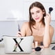 thumbnail image 1 of Fiudx Bolsa de Maquillaje Floral, Neceser con Letras Personalizadas, Elegante Organizador de Viaje, Regalo Ideal para Mujeres, Uso Diario, Ideal para Amigas y Damas de Honor., 1 of 6