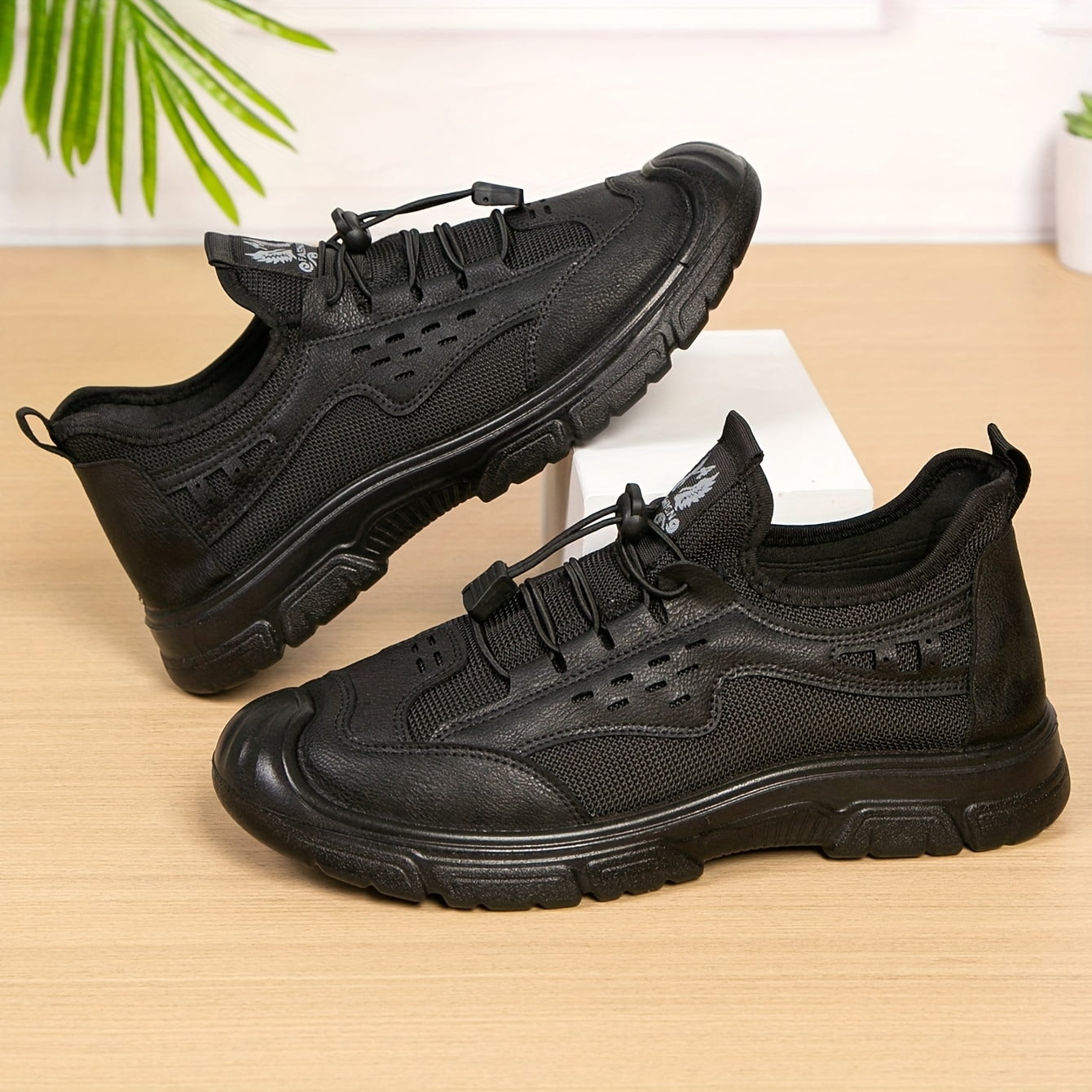 Old Beijing Cloth Shoes for Men, New Style Men's Outdoor Hiking Shoes, with Toe Cap and Anti-Slip Sole, Dad Shoes Breathable Sports Casual Shoes