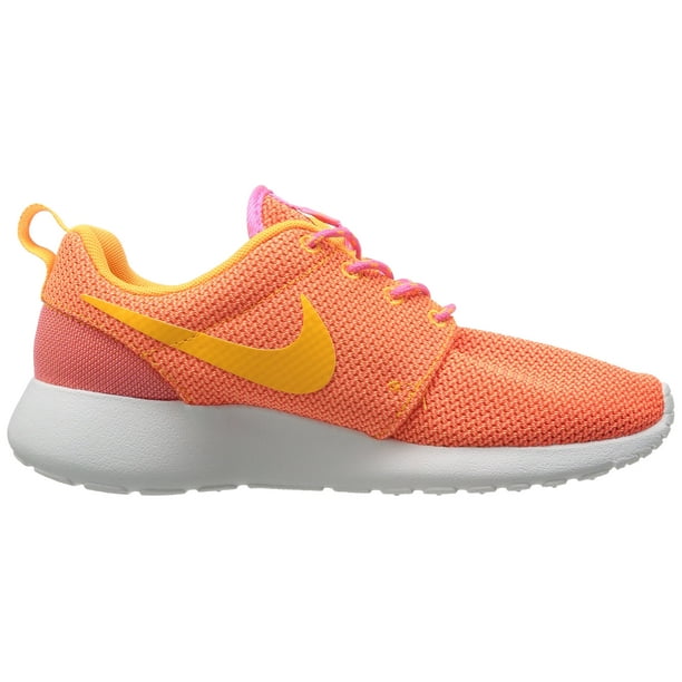 nike roshe run size 11