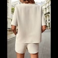 thumbnail image 4 of Conjunto de Pijama para Mujer, de Punto Gofre, de 2 Piezas, para Estar en Casa, con Bolsillos. Crema XXL, 4 of 9