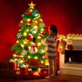 thumbnail image 1 of Árbol de Navidad de fieltro con luces de cadena, 50 LED, 32 adornos artificiales para árboles, juguetes para niños, bricolaje, árbol de Navidad extraíble para colgar en la pared, decoración para, 1 of 5