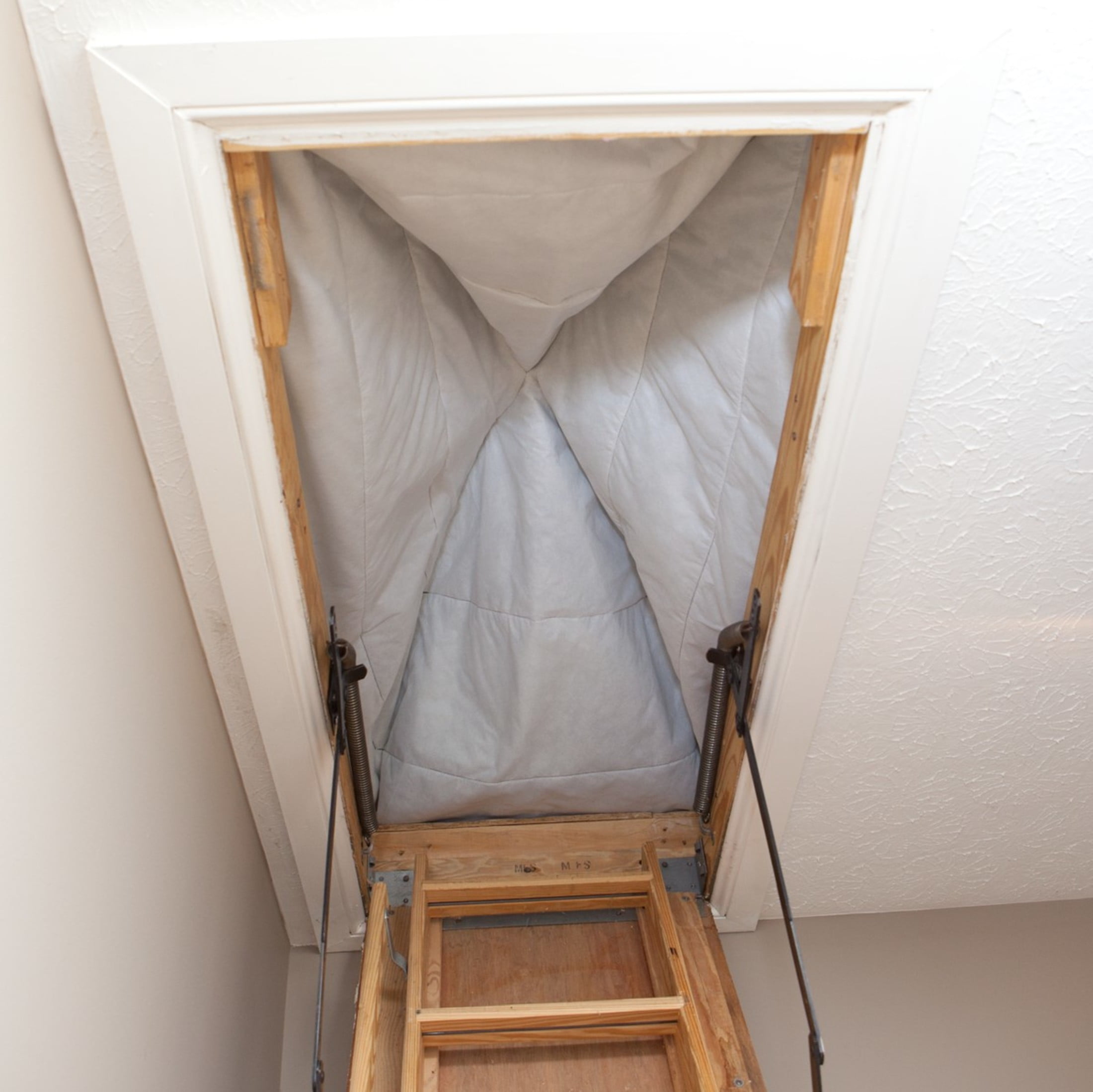 Duck Brand Attic Stairway Weather Stripping Plastic Cover, Fits 25.5" x 54" Openings