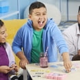 thumbnail image 3 of Juego de Cartas Hasbro Piggy Piggy Familia Estrategia 5 Figuras, 3 of 4