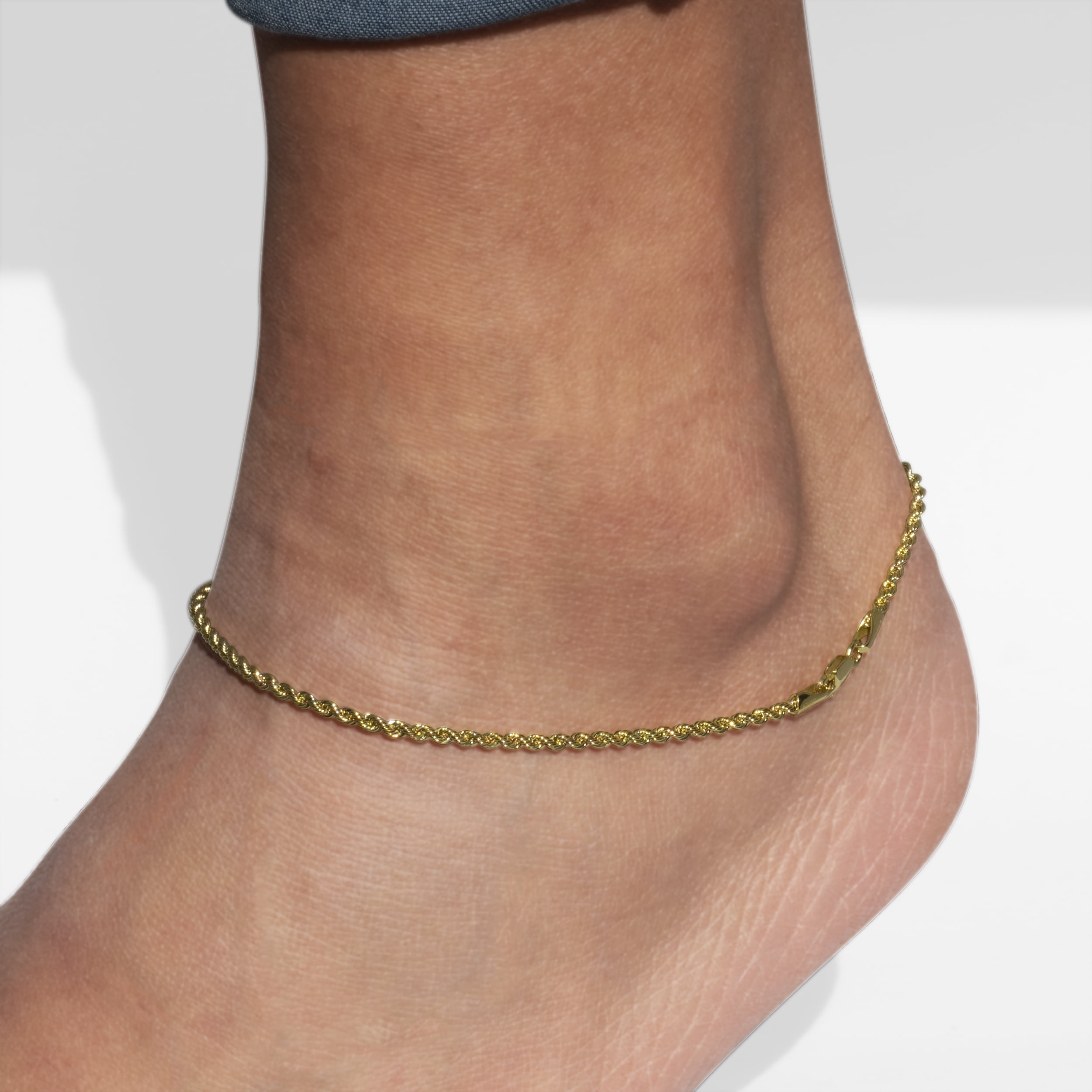 LoveBling 10k Yellow Gold 2mm Diamond Cut Rope Chain Anklet with Lobster Lock (10")
