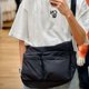 thumbnail image 5 of Bolso mensajero para laptop de gran capacidad en nylon | Bolso deportivo cruzado con múltiples bolsillos | Bolso impermeable y duradero para mujer para viajes, trabajo y escuela | Correa ajustable, 5 of 8