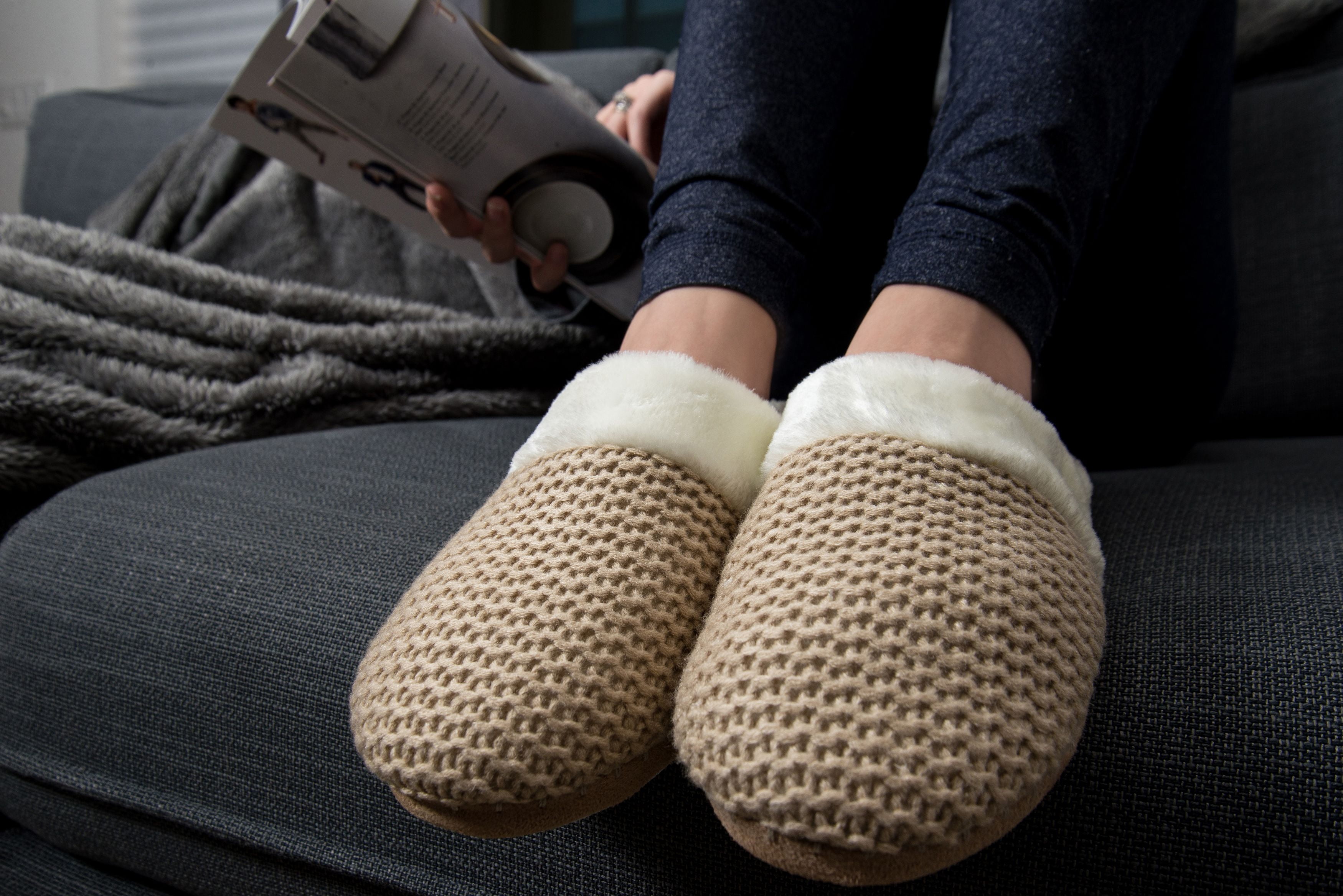 Aerusi Weave Knit Women's Slip-on Indoor Home Slippers