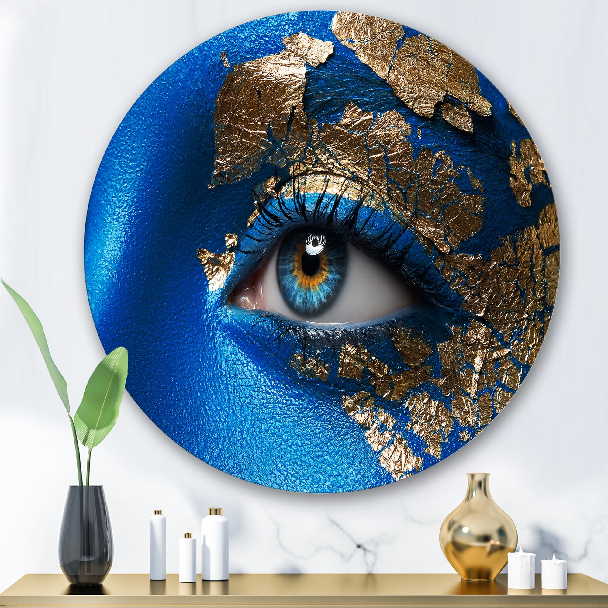 Designart 'Portrait of A Young Woman Model With Blue Make-Up' Modern Circle Metal Wall Art 29x29 - Disc of 29
