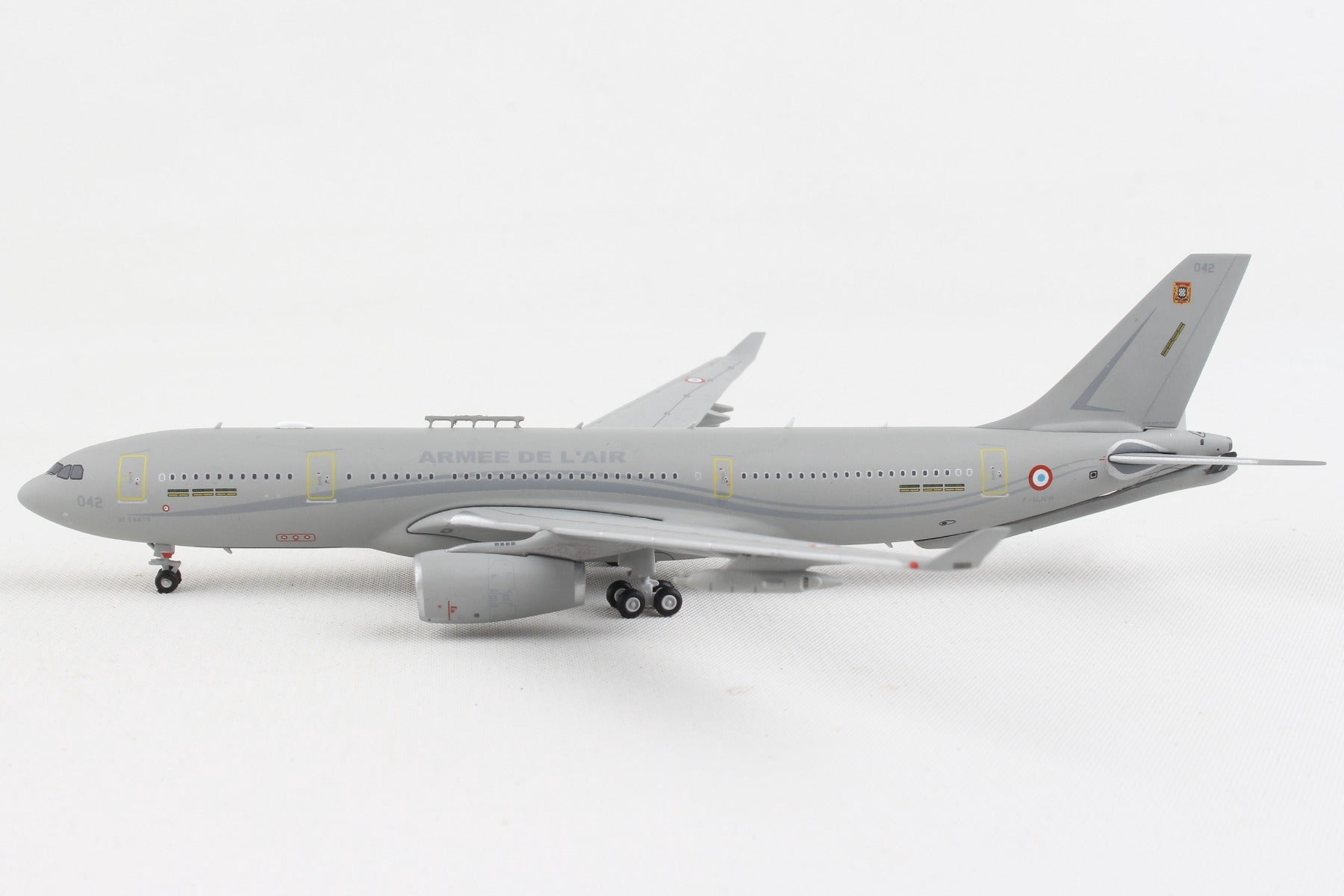 Airbus A330 MRTT Tanker Aircraft "Armee de l'Air - French Air Force" Gray Gemini Macs 1/400 Diecast Model Airplane by GeminiJets