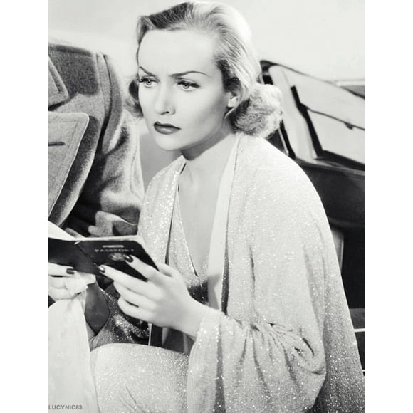 Carole Lomard - holding passport Photo Print (8 x 10)