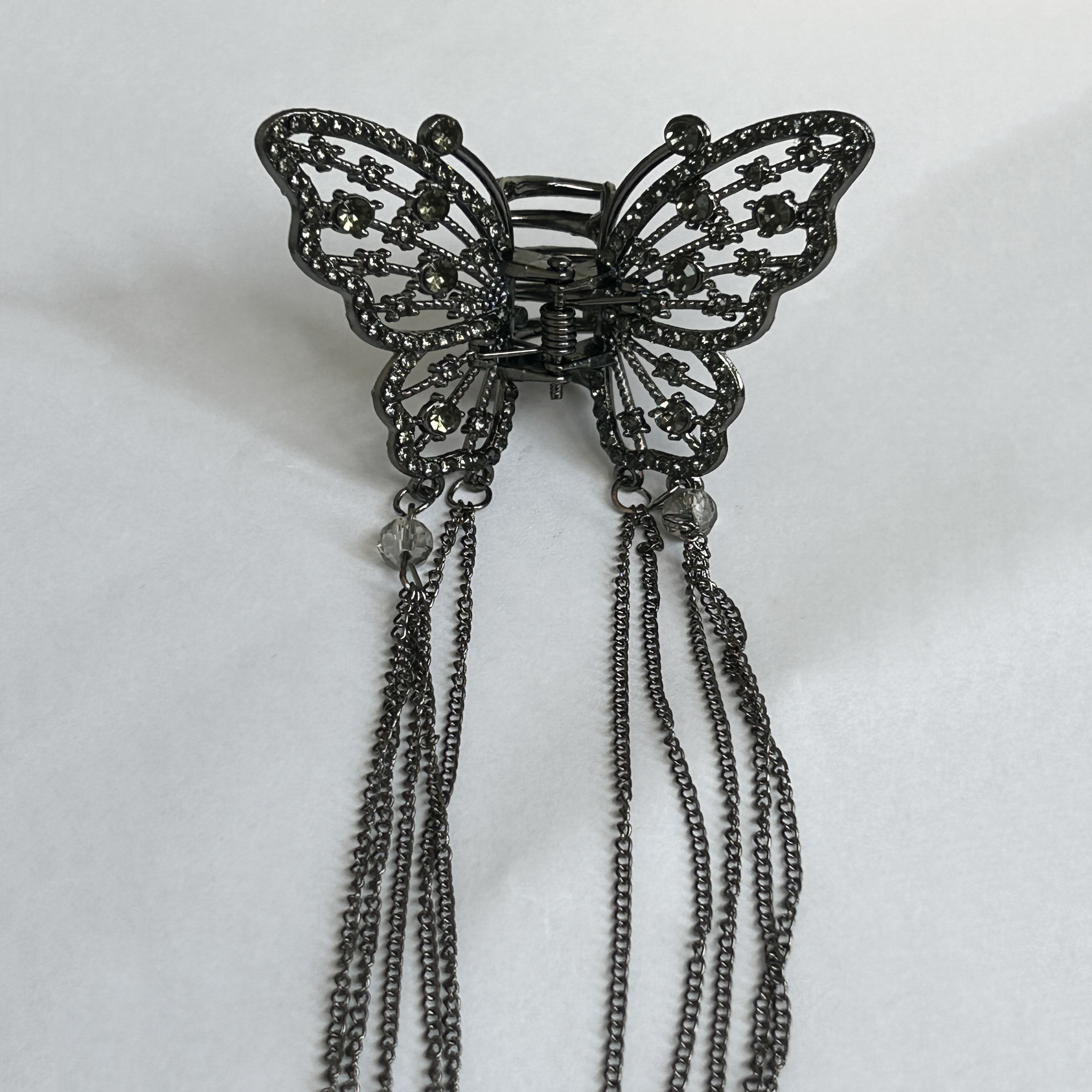 Elegant Butterfly Hair Claw Women's Tassel Hair Clip - Stylish women's hair accessory, perfect for any hairstyle