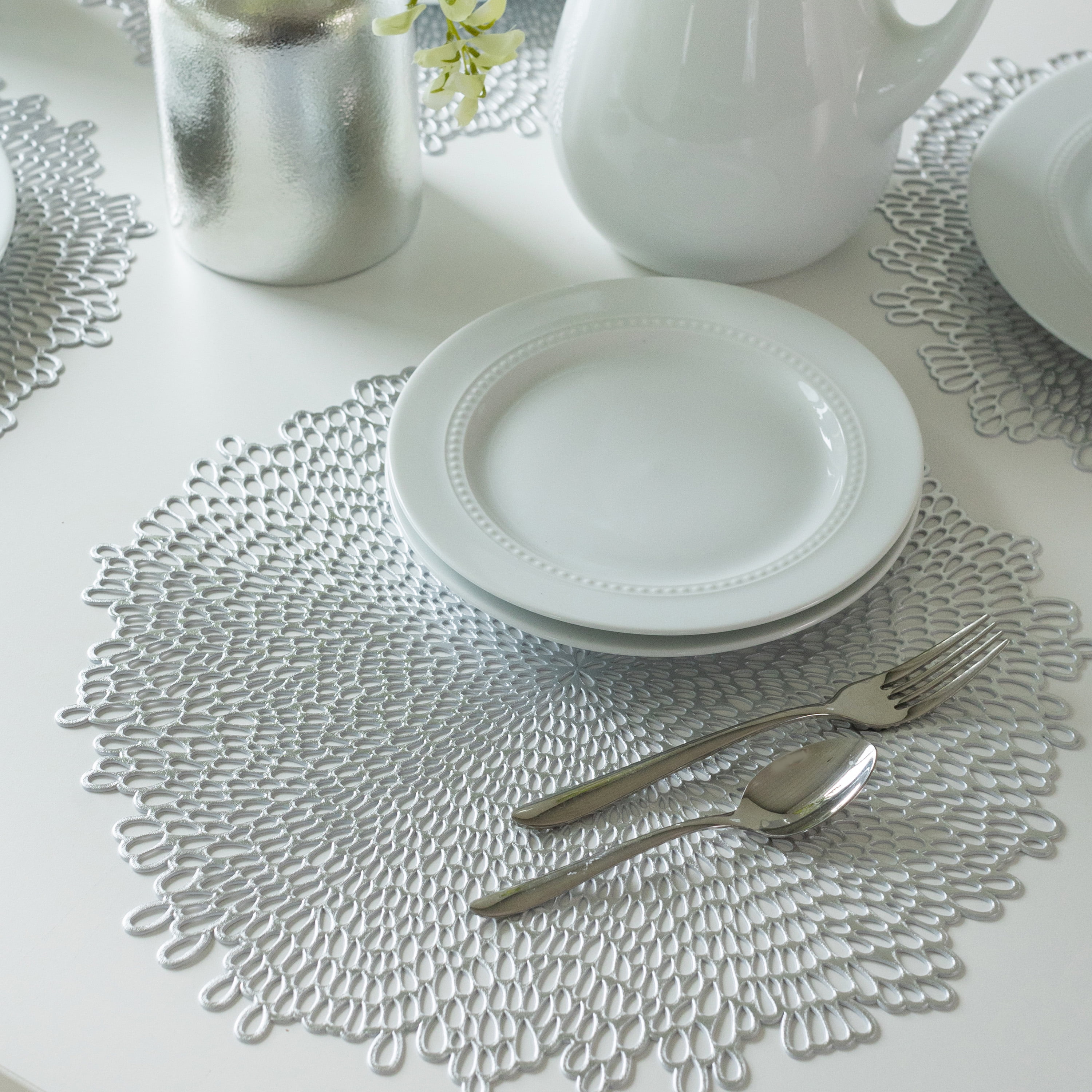 Mainstays Blossom Pressed Vinyl Table Placemat Silver 15.25" x 15.5"