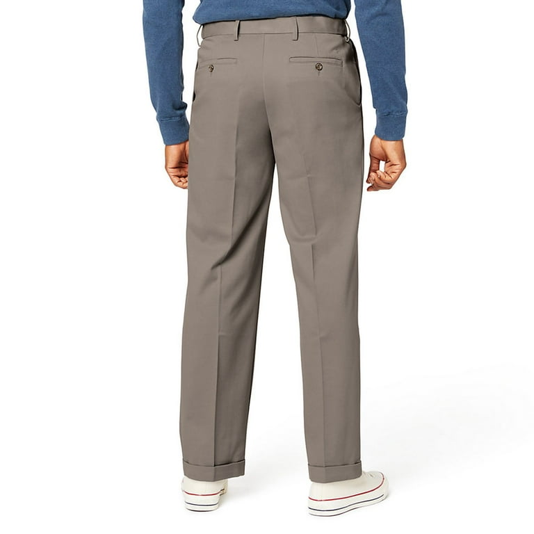 Men's Dockers® Relaxed Fit Comfort Stretch Pleated Cuffed Khaki