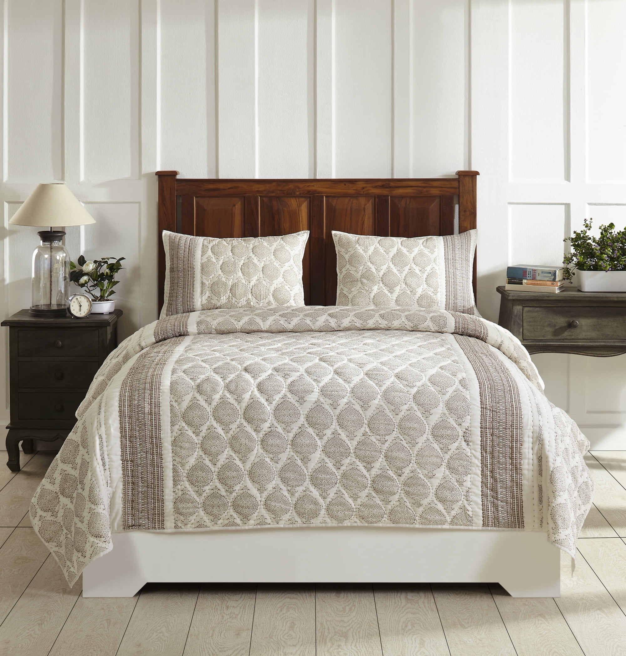 Better Trends Essential King Comforter 104 in. X 92 in. with 2 King