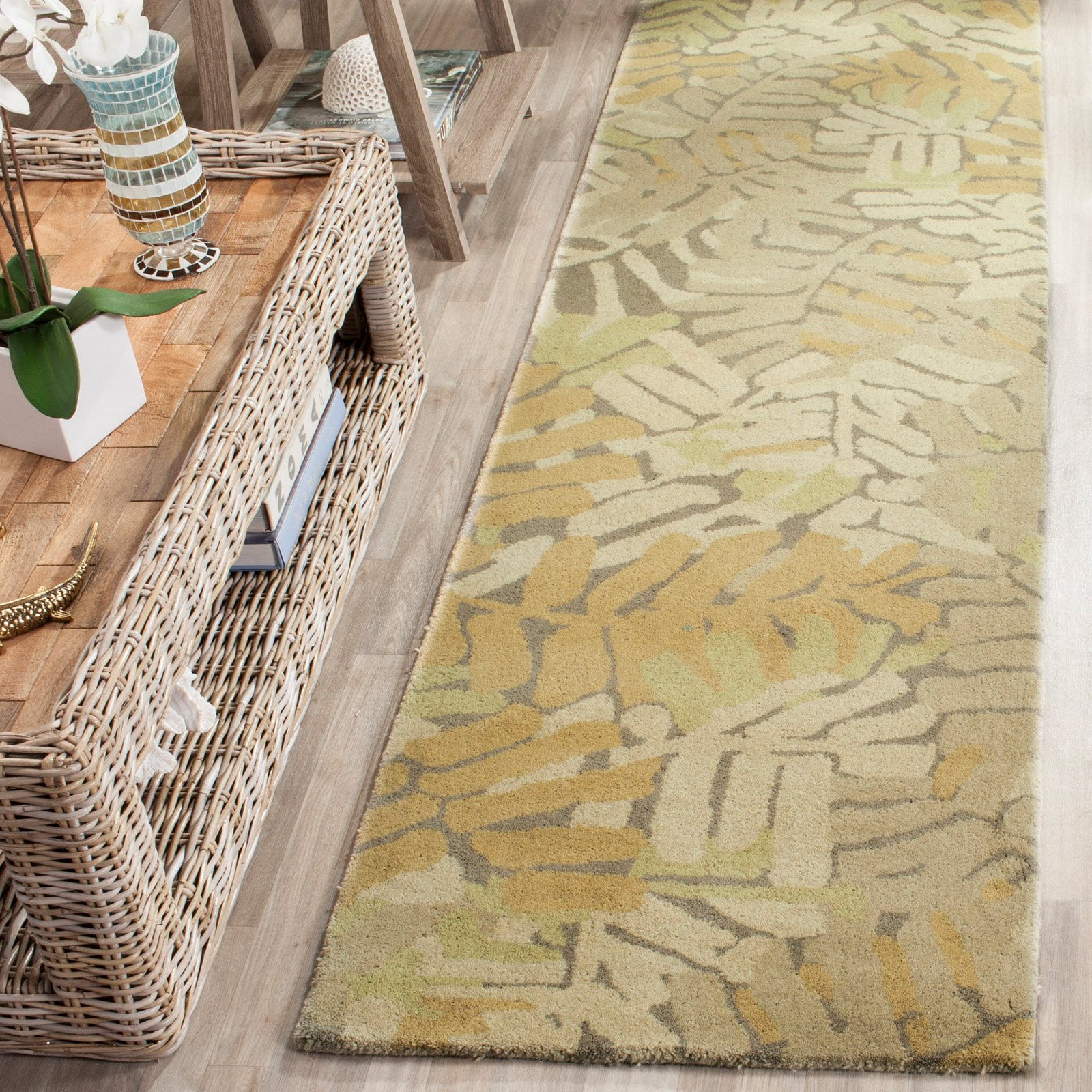 SAFAVIEH Martha Stewart Palm Leaf Abstract Wool Area Rug, Wrought/Iron, 4' x 6'