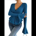 thumbnail image 3 of Camiseta Elegante de Larga con Cuello en V para Mujer, Otoño e Invierno, con Volantes, Corte Entallado y Mangas Acampanadas Azul M, 3 of 9