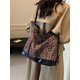 thumbnail image 4 of Bolso de gran capacidad estilo universitario para mujer, nueva mochila con estampado de leopardo popular de otoño 2024, bolso bandolera, 4 of 5