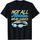thumbnail image 1 of No todos los atletes usan zapatos - Camiseta divertida para equipo de natación, 1 of 7