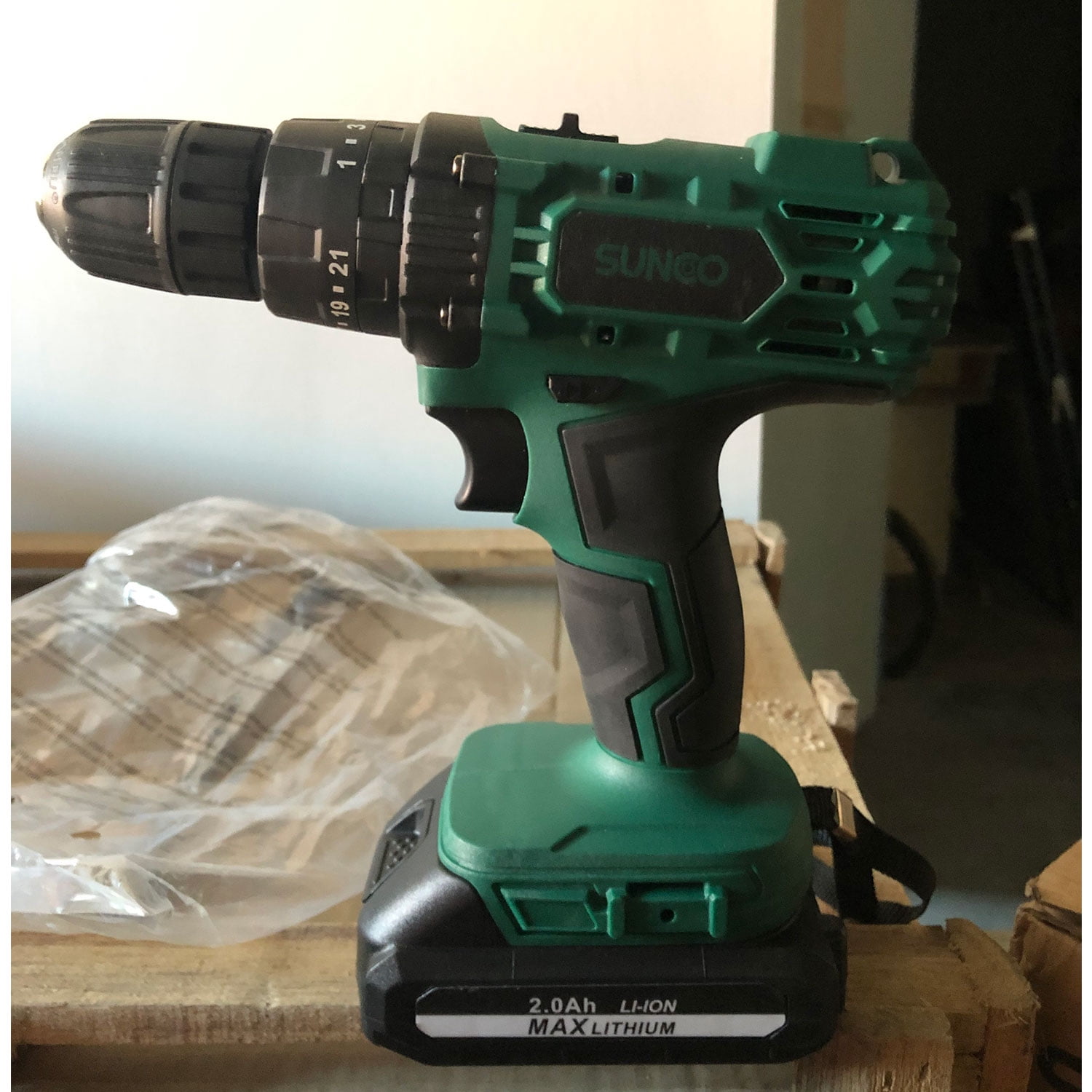 Black and Green Hand Drill 21V 0 
