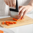 thumbnail image 3 of Cortador de papas fritas Cuchillo ondulado, Cuchillo de acero inoxidable Cortador de papas fritas Verduras francesas, Aparatos de cocina, 3 of 3