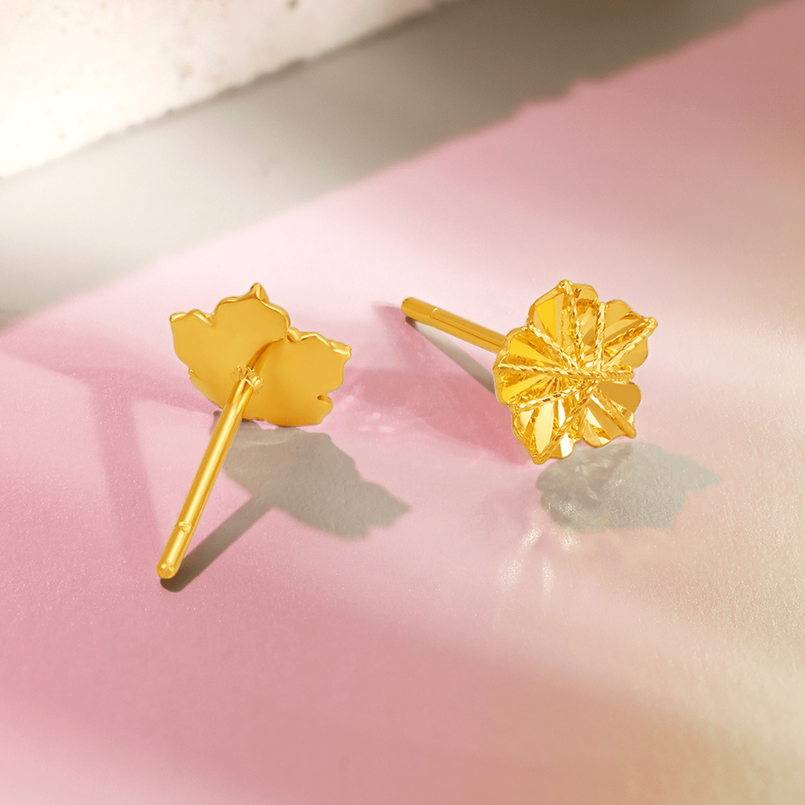 ZHOU LIU FU 24K Solid Gold Stud Earrings Exquisite Floral Design Anniversary Gift for Women A0910860