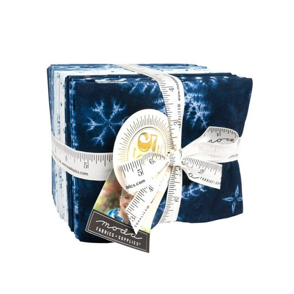 Moda - Winter Chill Fat Quarter Bundle by Debbie Maddy 24 pcs