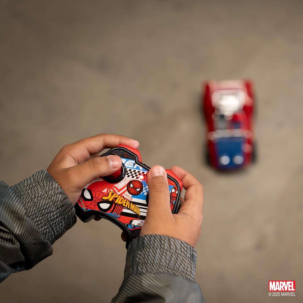 Jada Spider-Man Buggy RC with Non-Removable Spider-Man Figure – 7", Turbo Button, Full-Function Remote Control, Ages 6+, Red/Blue