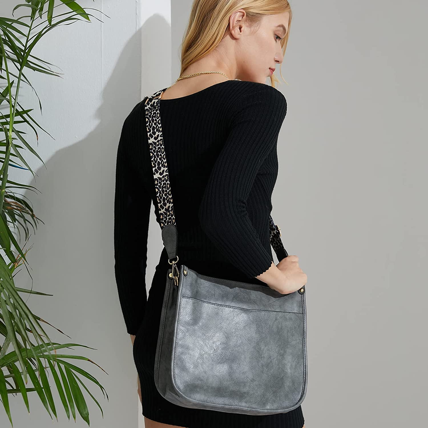 Women Shoulder Bag Vintage Crossbody Purse Handbag with Leopard Guitar Strap Hobo Satchel Bag