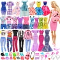 thumbnail image 1 of Lote de 36 artículos Barwa, vestidos a la moda, tops y pantalones para muñecas de 11.5 pulgadas, 1 of 7