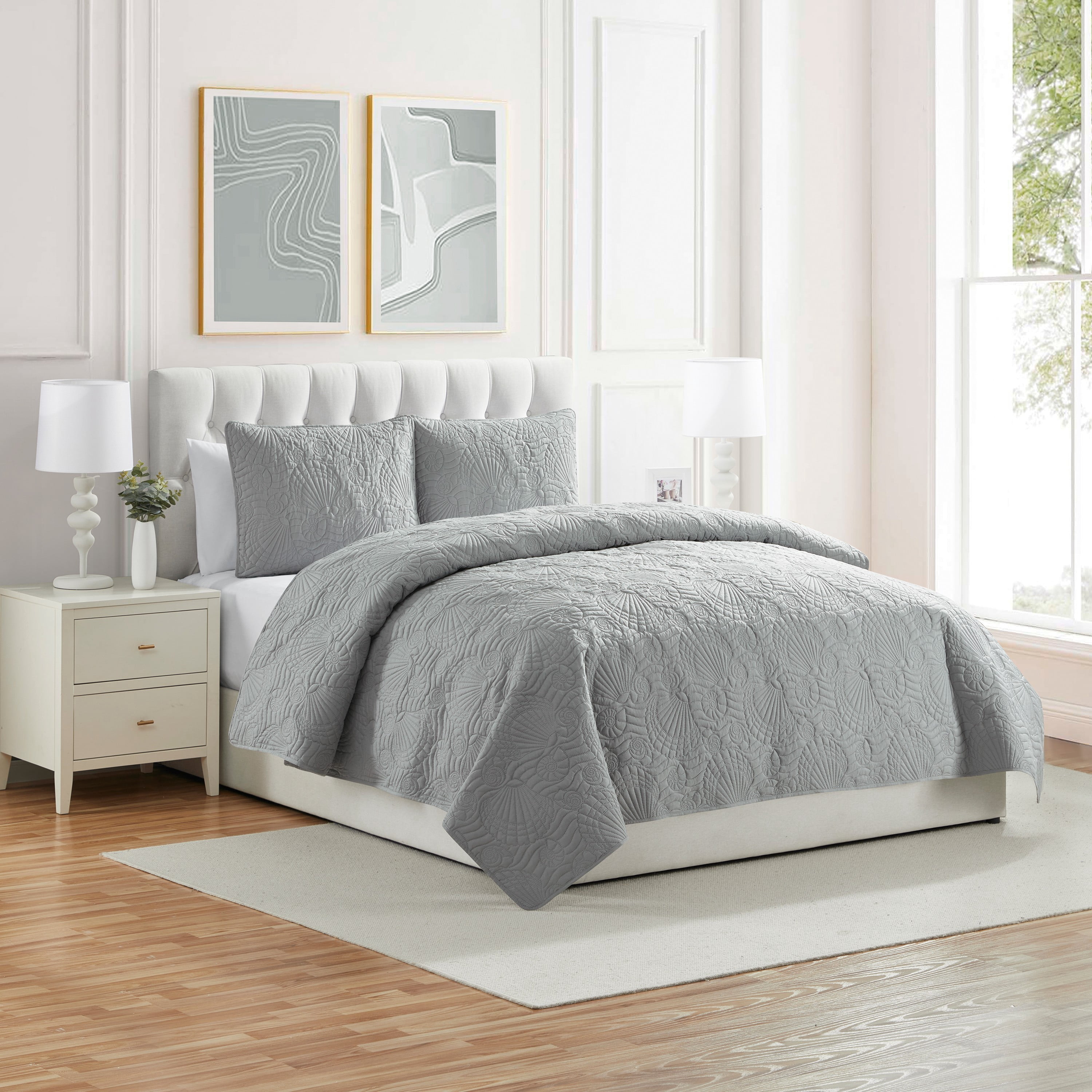 VCNY Home Ocean Coastal 3-Piece Grey Textured Seashell Quilt Set, Full/Queen, Adult, Unisex