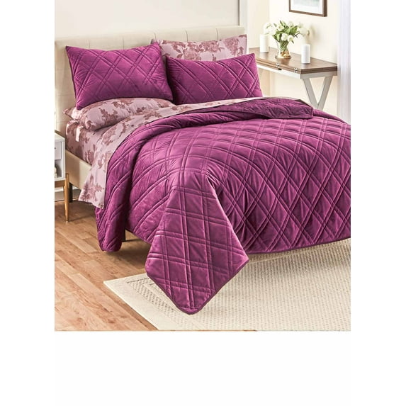 Diamond Velvet Quilt and Sham