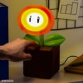 thumbnail image 2 of Lámpara LED Paladone Super Mario Flor de Fuego con alimentación USB, 2 of 5