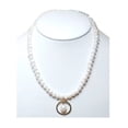 thumbnail image 1 of Collar De Perla Cultivada Con Dije Broche chapa de Oro Elegante, 1 of 5